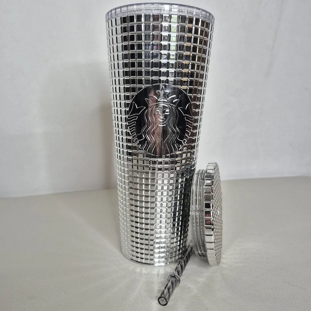Starbuck 2023 Holiday Metallic Mirror Silver Grid Venti Cold Cup